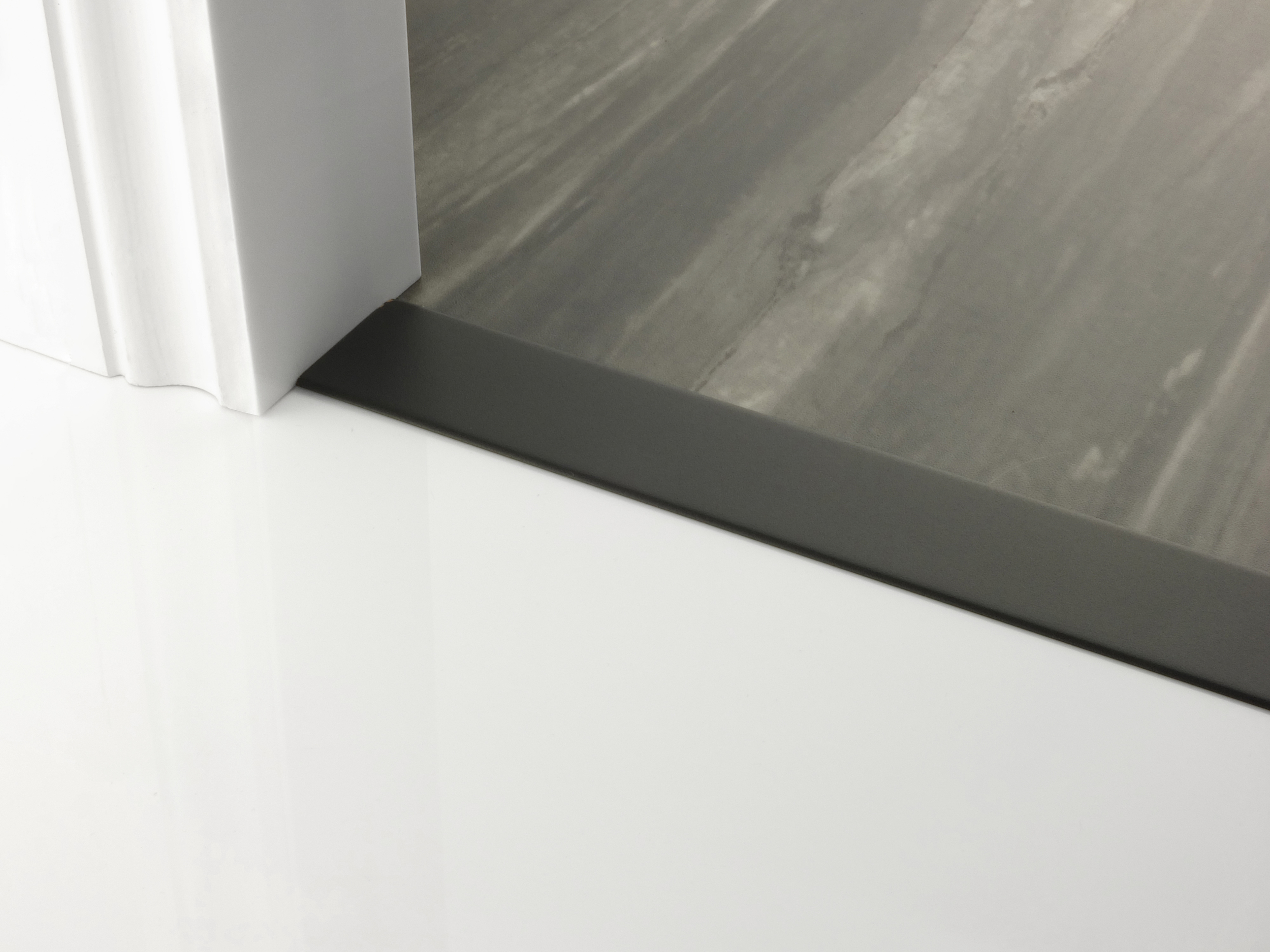 Door Bar Floating Cover 50mm Black Stair Rods