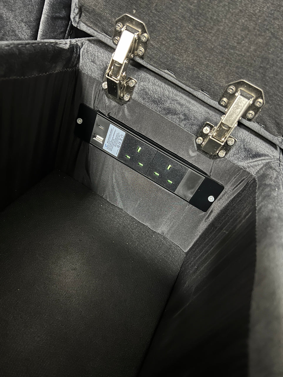 Rose Corner Sofa 05 2+2 Seat Manual:electric Recliner (console)