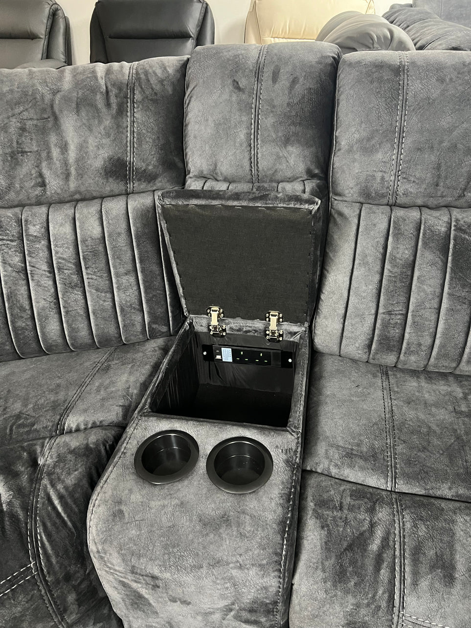 Rose Corner Sofa 05 2+2 Seat Manual:electric Recliner ( Console)