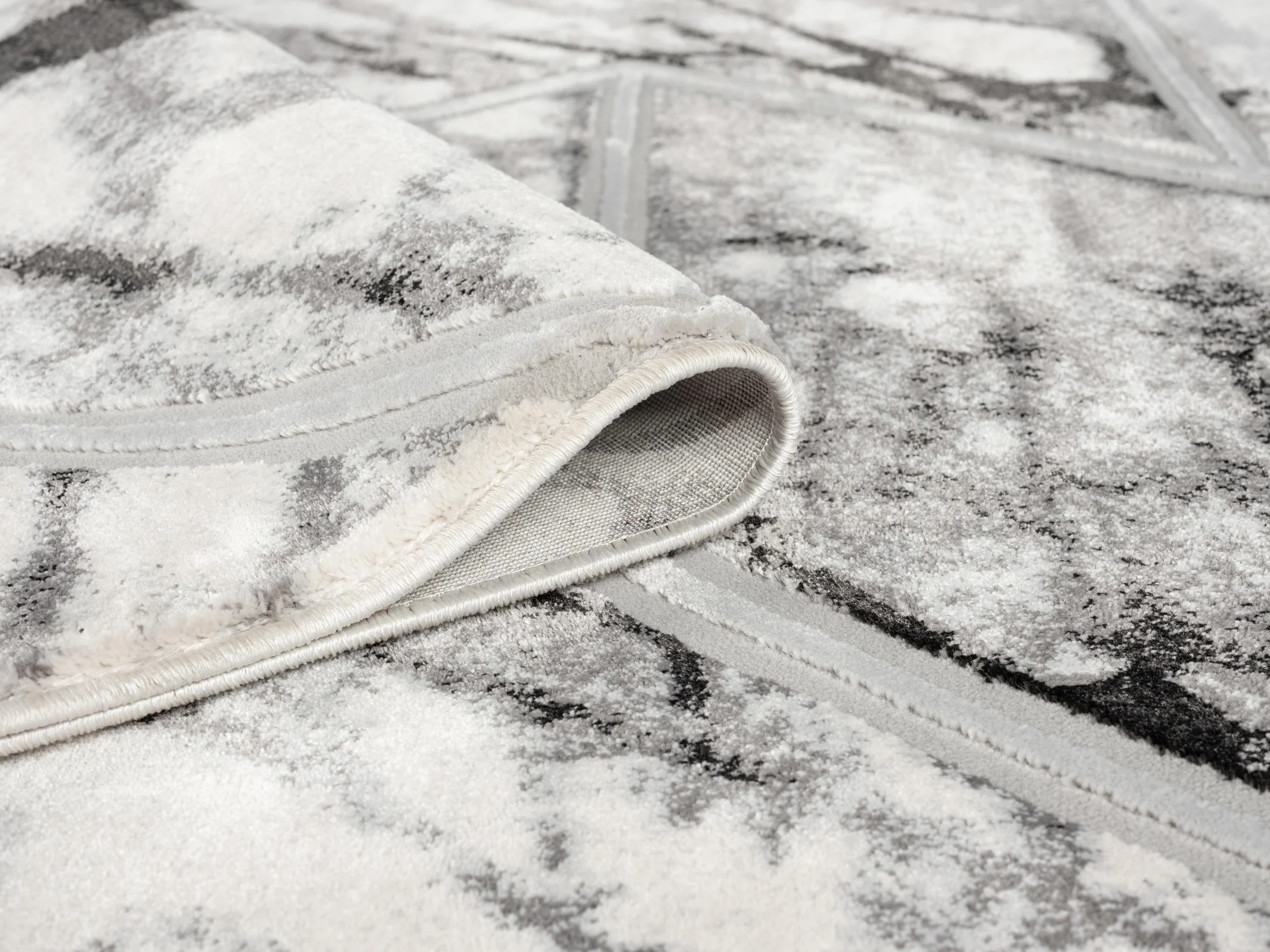 Bianco 0224racream Silverrolled Pile 1