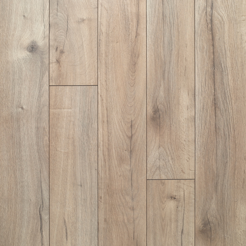 Maverick Smoked Oak Water-Resistant Laminate 8mm