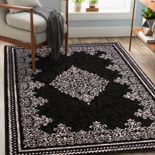 Traditional Poly Douglas Black Rug