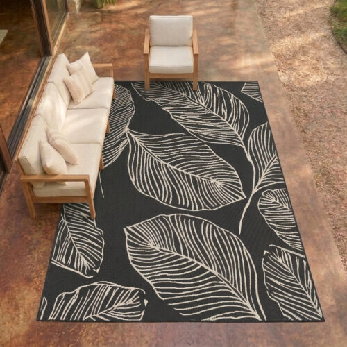Terrace Leaf Black Rug