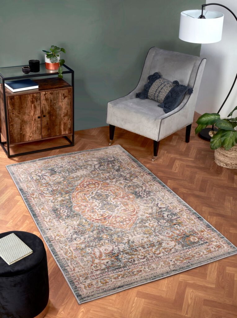 Nuevo Noah Green Rug