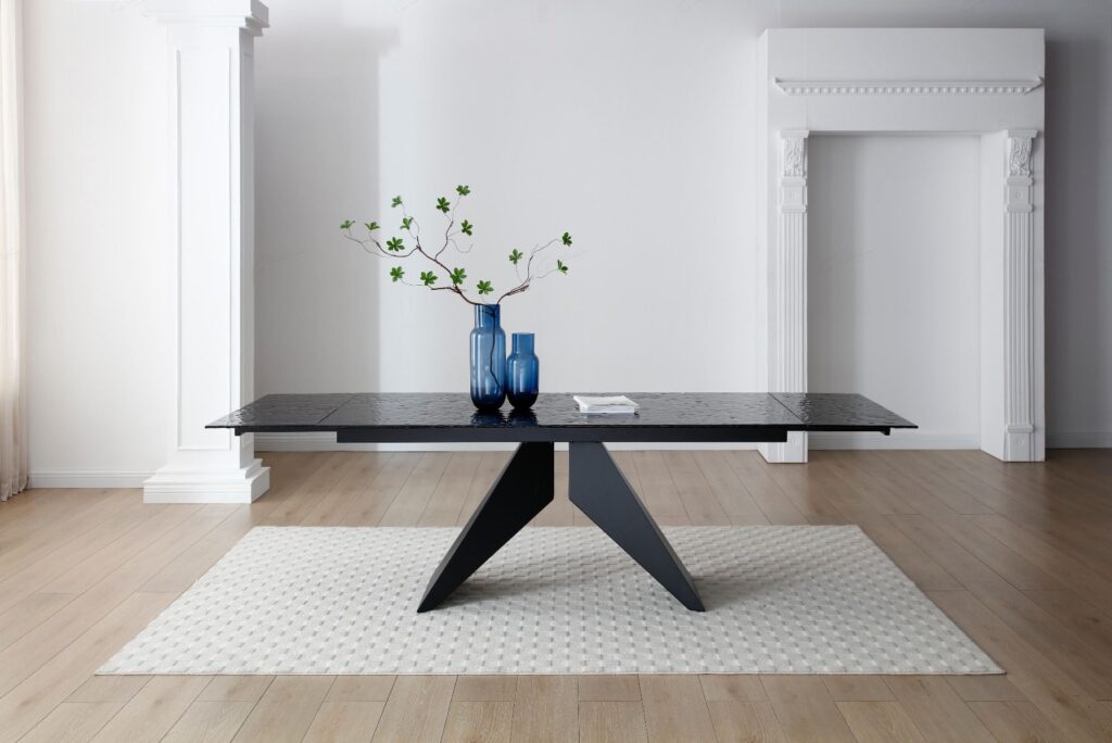 Silux Extending Dining Table – Carbon Black Reinforced Glass